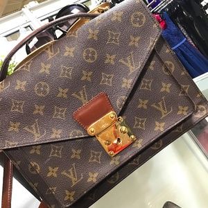 LV luxurious Bag